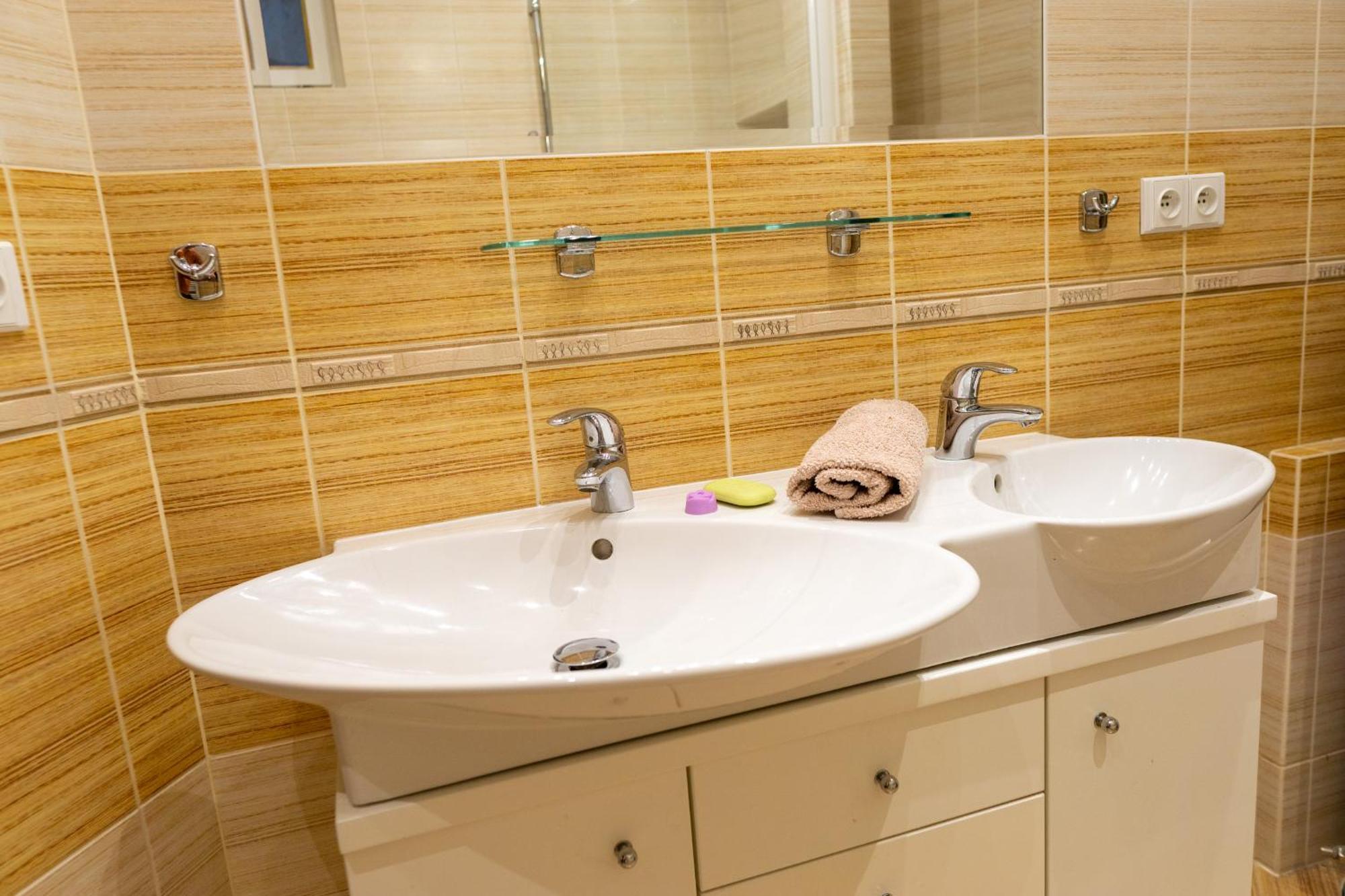 Katerina's In Michalska - 3 Min From Old Town Square * Prague
