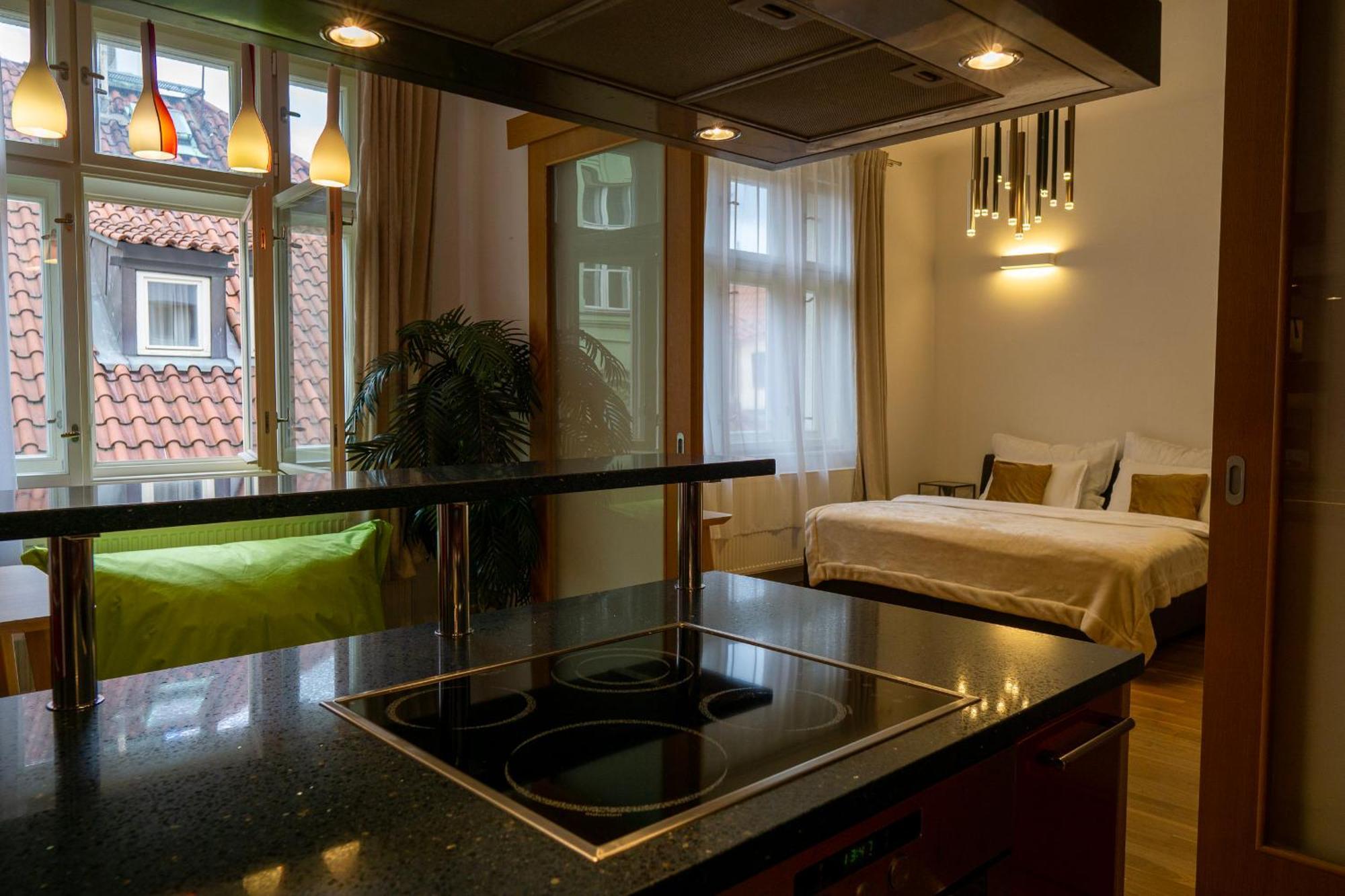 Katerina's In Michalska - 3 Min From Old Town Square Apartment *