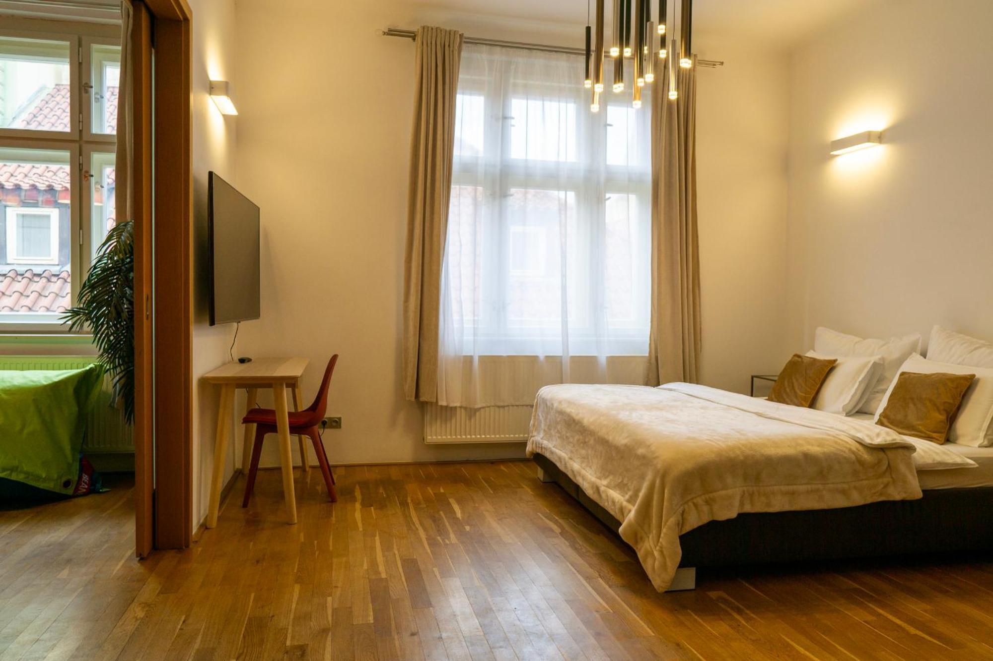 Katerina's In Michalska - 3 Min From Old Town Square Apartment Prague