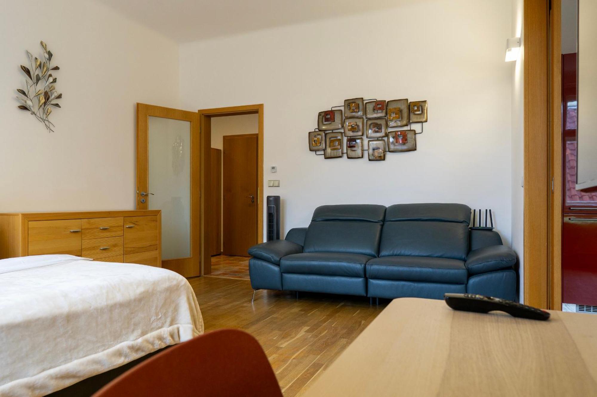 Katerina's In Michalska - 3 Min From Old Town Square Apartment *